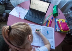Teju katra otrā ģimene ar satraukumu gaida jauno mācību gadu, jo sarūpēt visu skolai nepieciešamo ir milzu izaicinājums