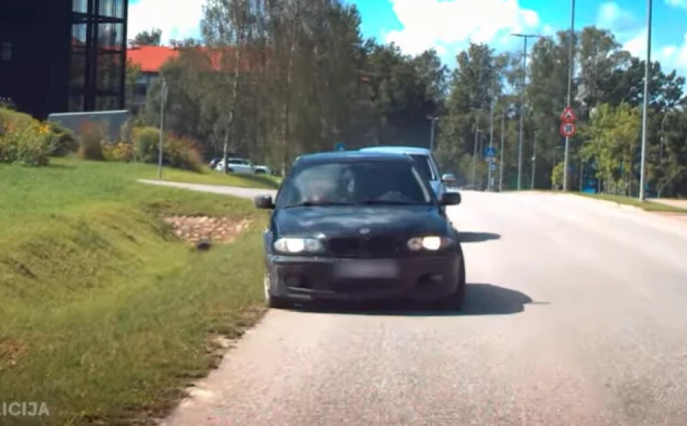 VIDEO: BMW vadītājs reibumā uztriecas policijas transportlīdzeklim un cenšas aizbēgt
