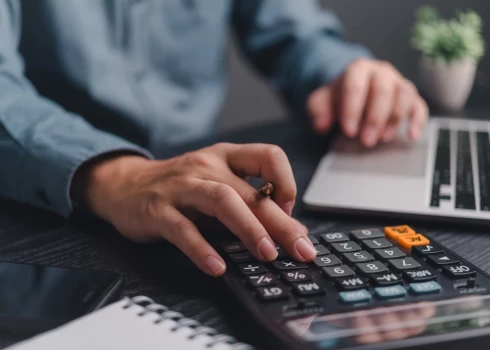 Latvijā reģistrēto uzņēmumu skaits septiņos mēnešos pieaudzis par 10,2%.