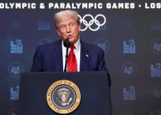 Дональд Трамп пообещал, что на олимпиаде в США мужчины не будут отбирать медали у женщин