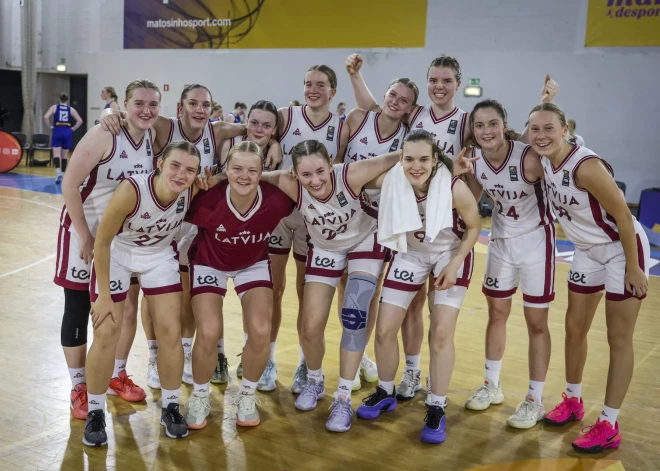Latvijas U-20 basketbolistes Eiropas čempionāta astotdaļfinālā zaudē Itālijai un cīnīsies par devīto vietu