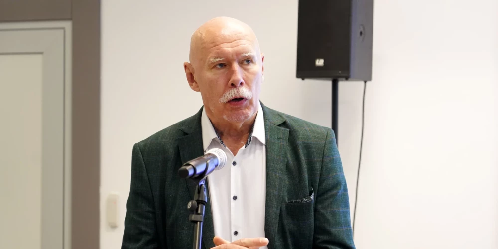 Бывший министр здравоохранения Латвии и телеведущий Петерис Апинис.