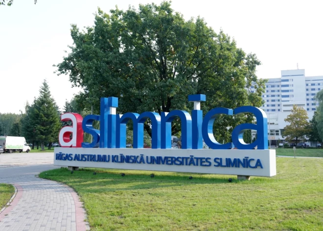 Aizvien vairāk Austrumu slimnīcas pacientu izvēlas lietot pašapkalpošanās stendus, lai izvairītos no rindām