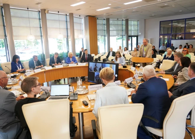 Valsts kontrole aicina pašvaldības atteikties no novecojušā koleģiālā lēmumu pieņemšanas modeļa