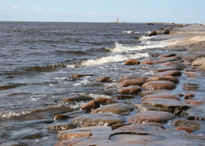 Пляжи Латвии остывают: где сейчас самая холодная вода