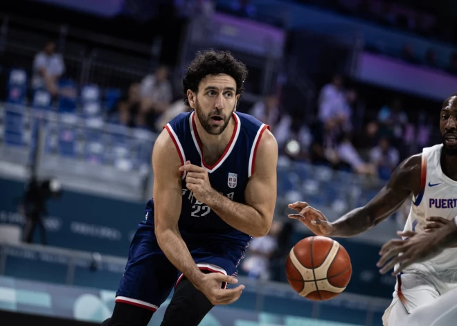 Latvijas pretiniece Serbija uzvar pārbaudes spēlē un komentē atsevišķu līderu veselības problēmas