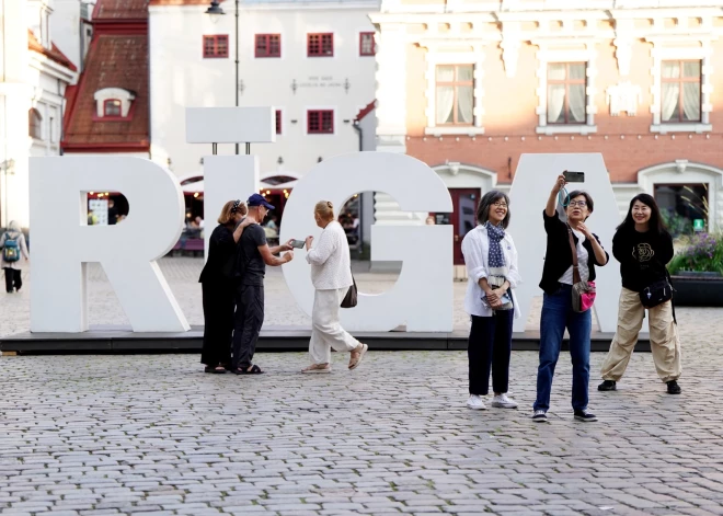 Пустые номера, полупустые рестораны: откуда в Латвии берутся мифы о туристическом успехе