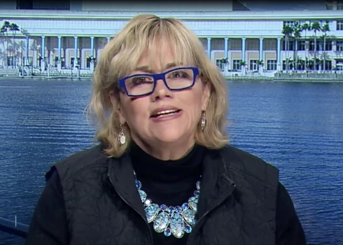 Samanta Mārkla iesūdzējusi Meganu Mārklu tiesā.