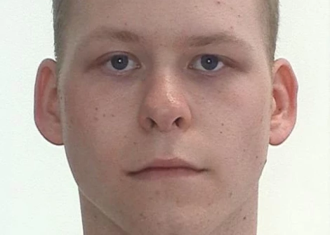 Meklē kopš jūnija pazudušo, 2005. gadā dzimušo Kristapu Bērsonu