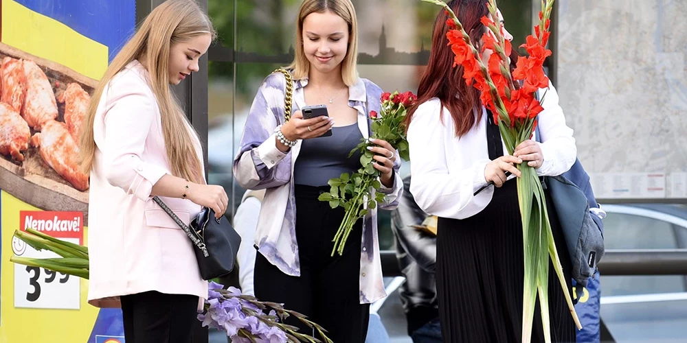 Zinību dienas rīts Rīgas centrā.