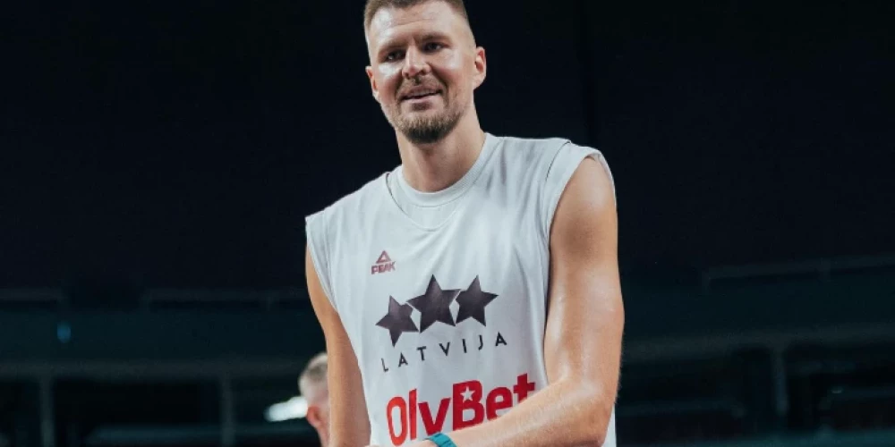 Kristaps Porziņģis pēc triju gadu pārtraukuma atkal spēlēs izlasē (foto: Latvijas Basketbola savienība / Facebook)