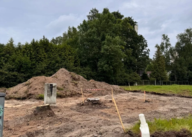 Sākta Ķīpsalu un Imantu savienojošā veloceļa būvniecība.