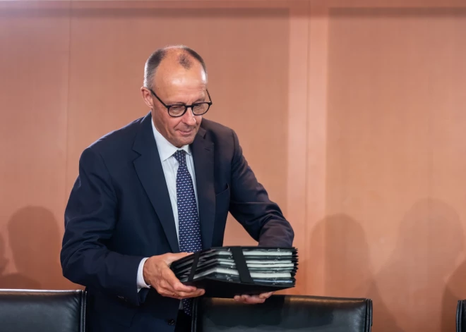 Eiropas un ASV līderi gatavo kopīgu pozīciju sarunām ar Putinu