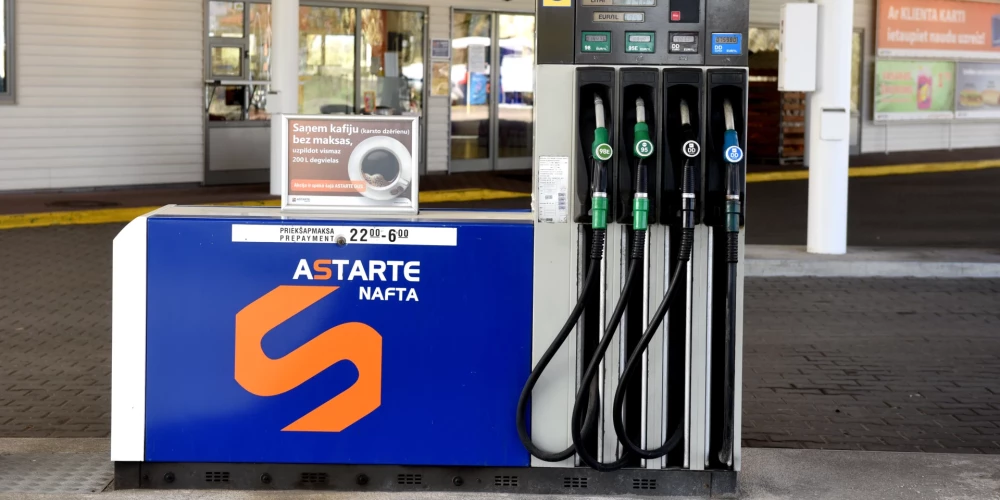 Degvielas uzpildes stacija "Astarte-Nafta" Krasta ielā Rīgā.