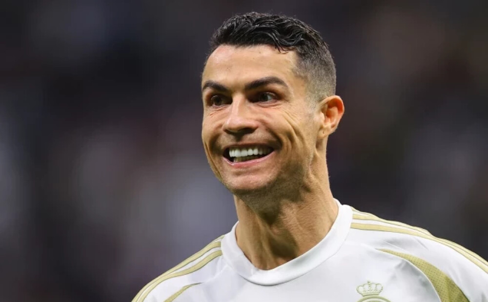 Kas par gredzenu! Saderinājies pasaules futbola superzvaigzne Krištianu Ronaldu