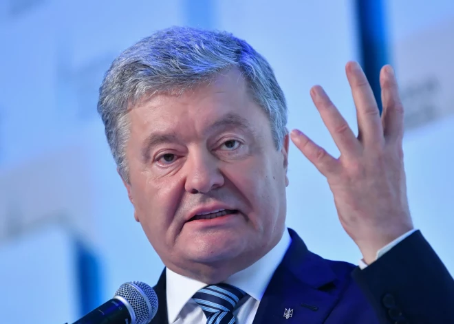 “Ukrainas zeme nav pārdošanā”: Porošenko brīdina Trampu un Putinu