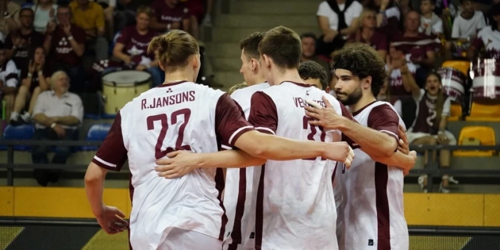 Latvijas volejbolisti ir labās pozīcijās, lai, līdzīgi kā dāmas, spēlētu Eiropas čempionātā.