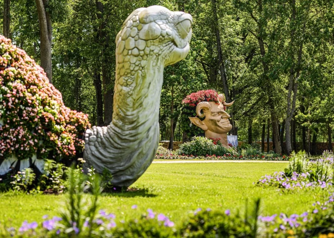 10 iemesli, lai apmeklētu Pakrojas muižu Lietuvas lielākajos vasaras svētkos - Žolines