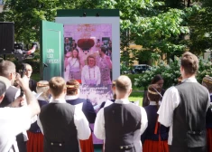 FOTO: Latvija un Japāna tuvāk nekā jebkad – Rīgā atklāj digitālu portālu Baltijas paviljona piedzīvošanai EXPO 2025