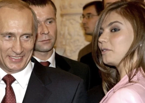 Vladimirs Putins un Alina Kabajeva.