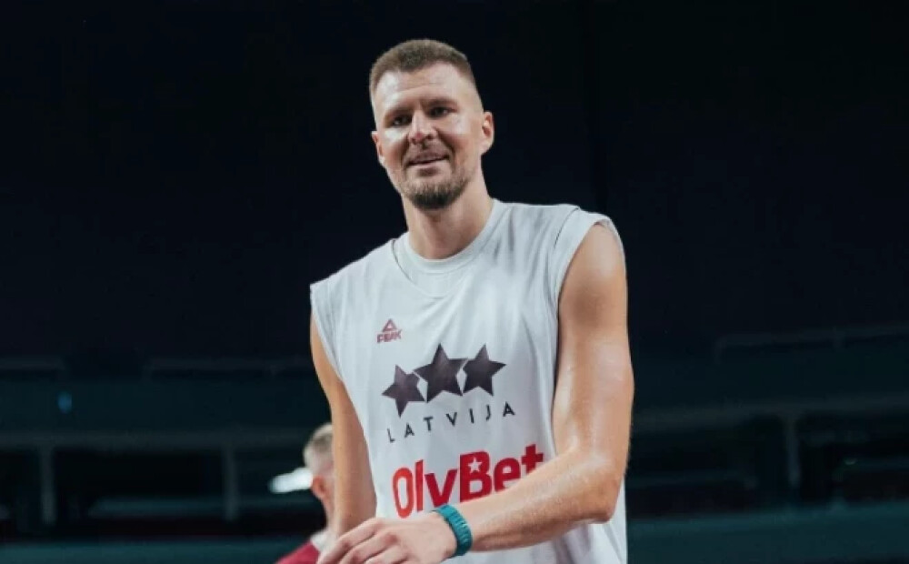 "Vēl jāuzņem ritms!" Kristaps Porziņģis uzskata, ka ar katru pārbaudes spēli izlases sniegums uzlabosies