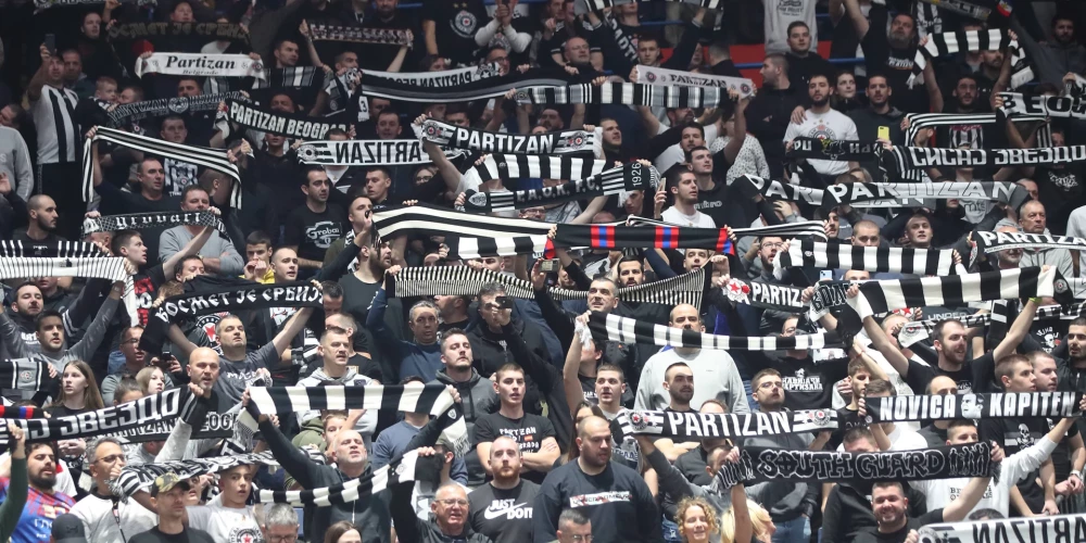  "Partizan" līdzjutēji.