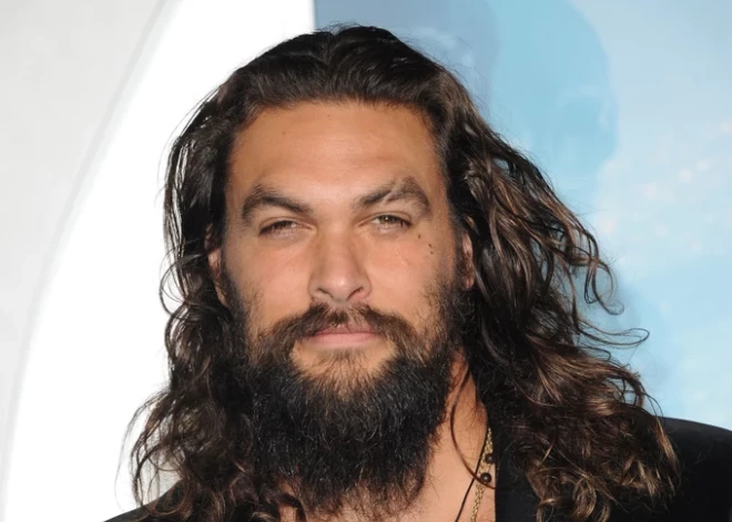 "Es nezināju, vai izdzīvošu"": "Akvamens" Džeisons Momoa atklāj, kā gandrīz noslīka