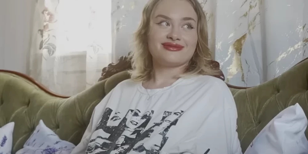 Marija Kovaļčuka šobrīd ar māti dzīvo Norvēģijā.