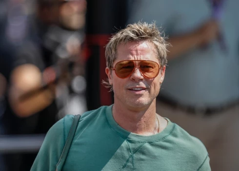 Aktieris Breds Pits.