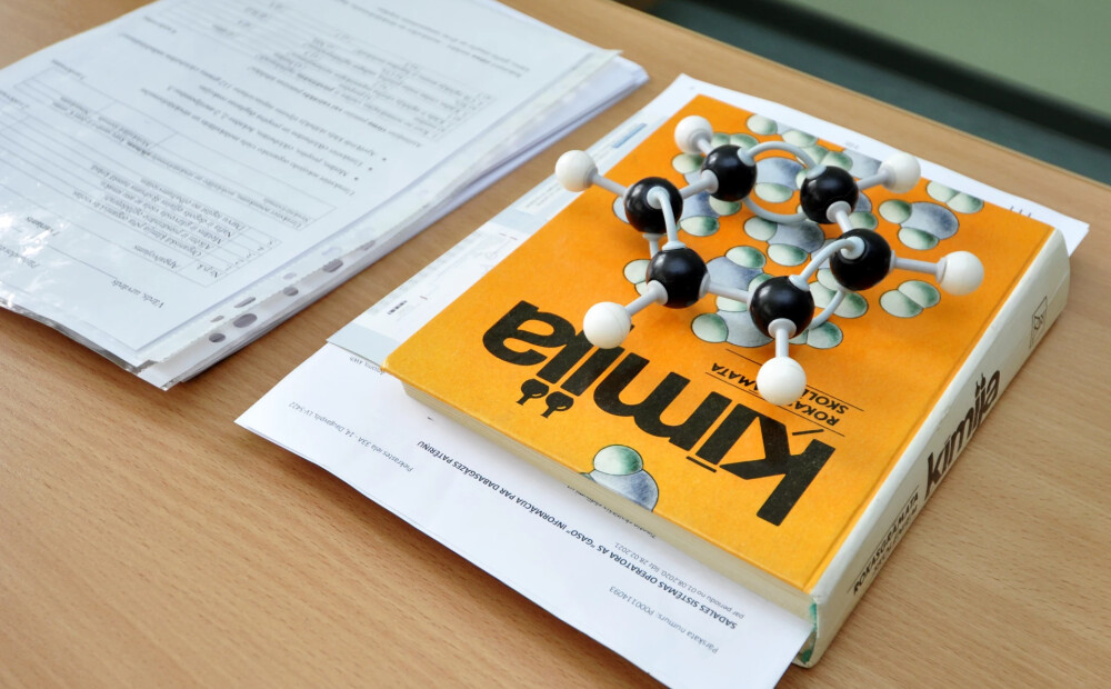 Sākta parakstu vākšana, lai arī vidusskolēni varētu labot atzīmes