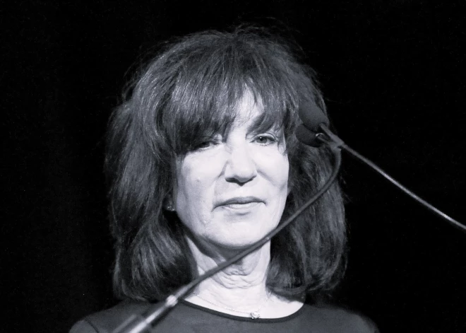 78 gadu vecumā mirusi miljardiera Džefa Bezosa māte