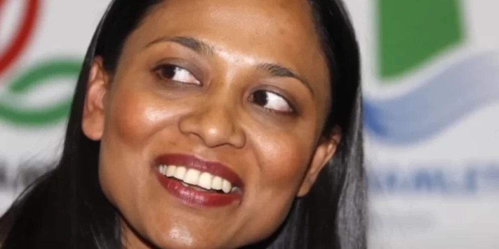 Bijusī ministre pieķerta savam amatam neētiskā solī.