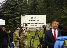 Агентство Reuters узнало, о чем могут договориться Вашингтон и Москва во время саммита на Аляске