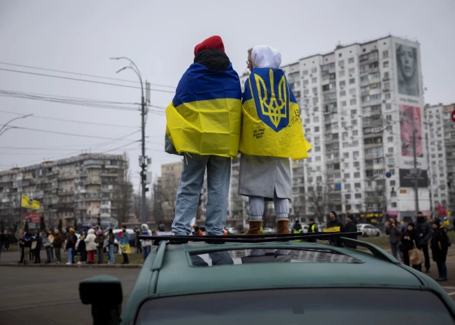 "Es neko negaidu!" Ukrainas iedzīvotāji dalās pārdomās pirms Trampa un Putina tikšanās