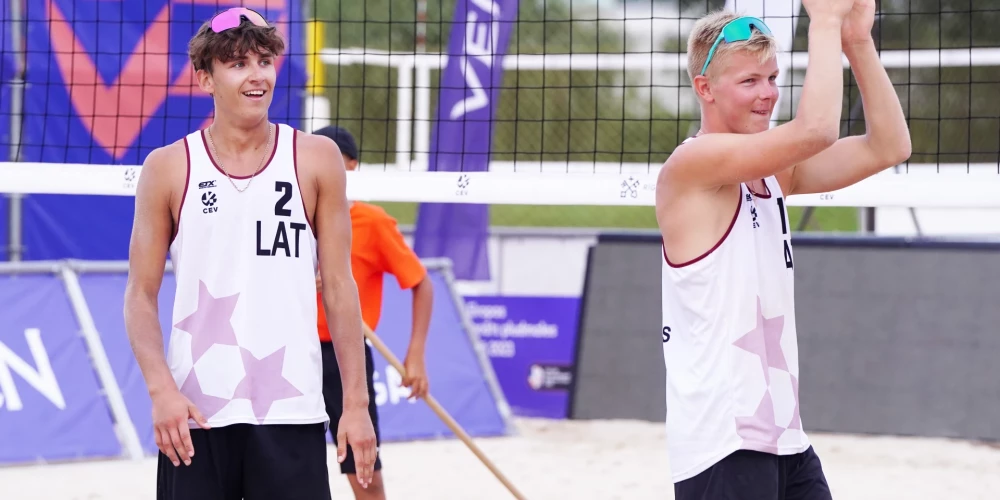 Latvijas duets Kristians Fokerots un Olivers Bulgačs.