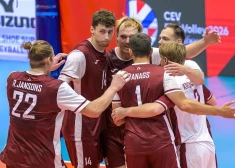 Latvijas vīriešu volejbola izlase nodrošina vietu Eiropas čempionāta finālturnīrā pēc uzvaras pār Kosovu