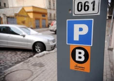 Vāc parakstus par obligātu brīdinājumu nosūtīšanu pirms stāvvietas soda piemērošanas