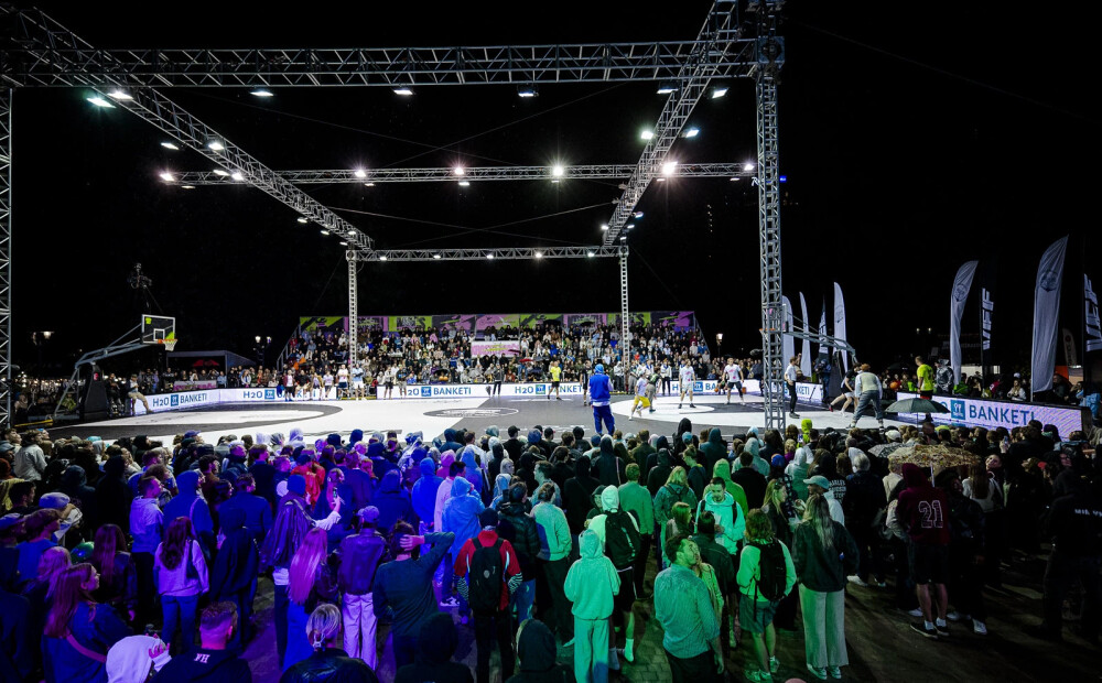 Daugavas labā krasta basketbolisti triumfē XVI "Krastu mačā"