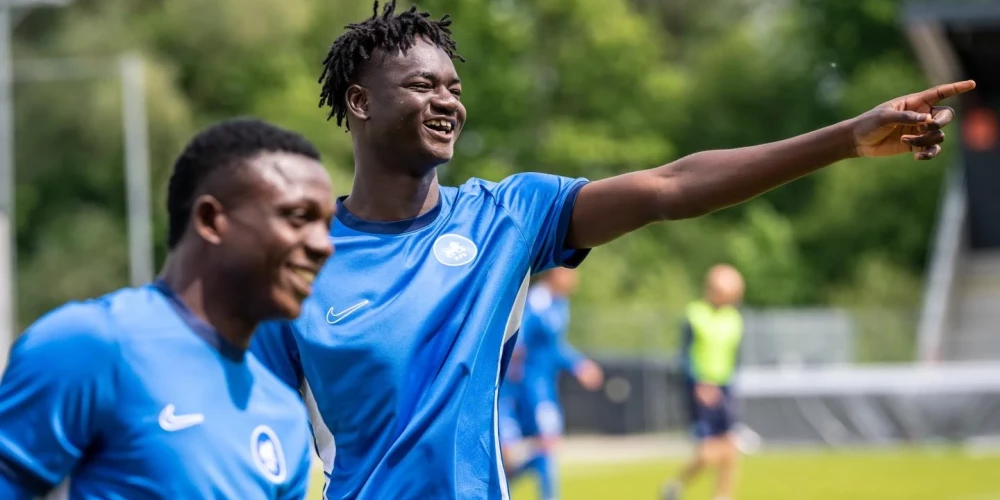 RFS futbolisti iekļūst Latvijas kausa pusfinālā.