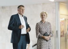 FOTO: ļaudis dodas baudīt Latvijas Nacionālā simfoniskā orķestra pirmo koncertu jaunajā mājvietā 