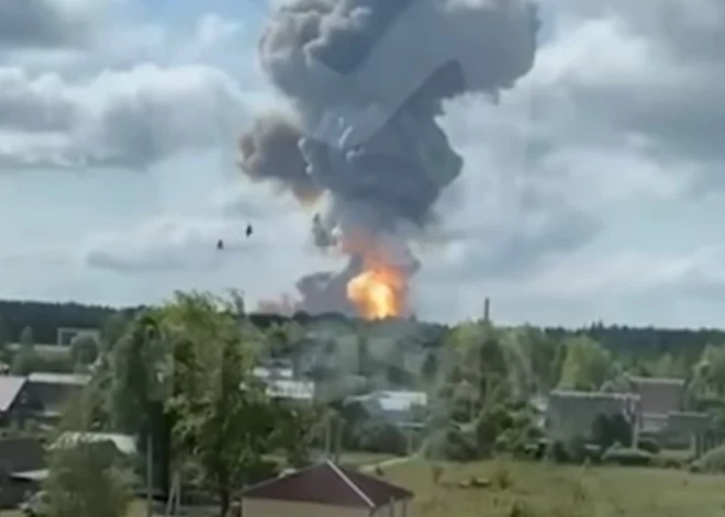 Spēcīgā sprādzienā Krievijas kara rūpnīcā Rjazaņas apgabalā daudz bojā gājušo