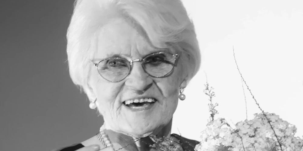 Māksliniece Džemma Skulme.