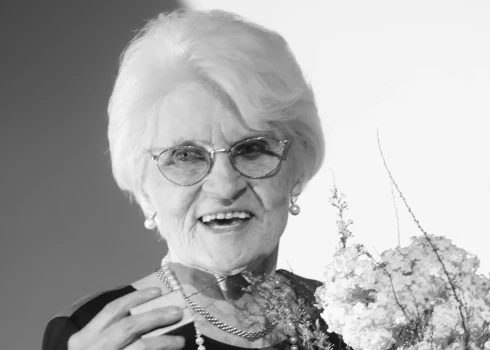 Māksliniece Džemma Skulme.