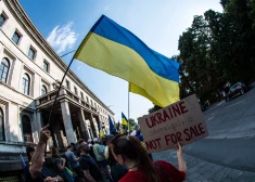 Latvijas vēstnieks Ukrainā: "Grūtie lēmumi par savas valsts likteni ir jāpieņem pašiem ukraiņiem"
