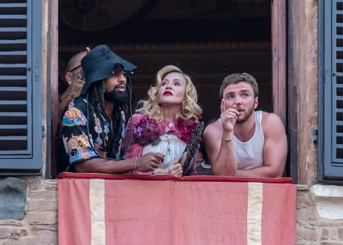 Мадонна отпраздновала день рождения в Тоскане в кругу родных и друзей.