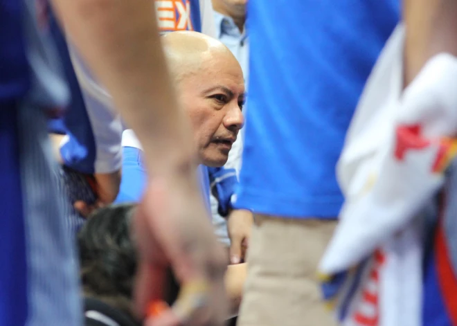 Filipīniešu basketbola treneris norāda uz milzīgu negodīgumu Āzijas basketbolā
