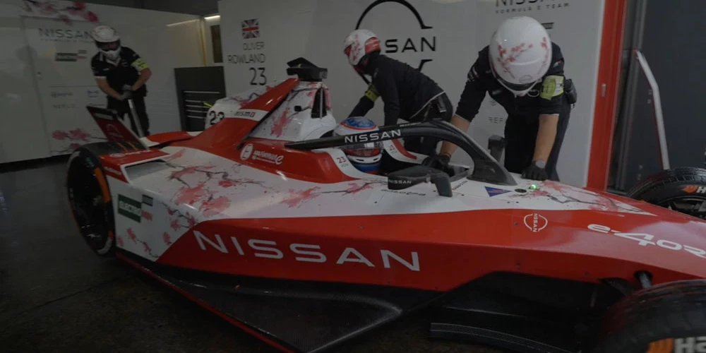 Elektrisko formulu jeb Formula E čempionāts notiek jau gadus desmit, un savus spēkus tajā izmēģina dažādi auto ražotāji.