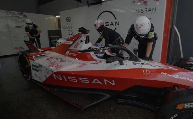 Elektrisko formulu jeb Formula E čempionāts notiek jau gadus desmit, un savus spēkus tajā izmēģina dažādi auto ražotāji.
