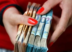 У жителей Латвии, оказывается, есть один простой способ увеличить себе пенсии. Но доступен он не всем