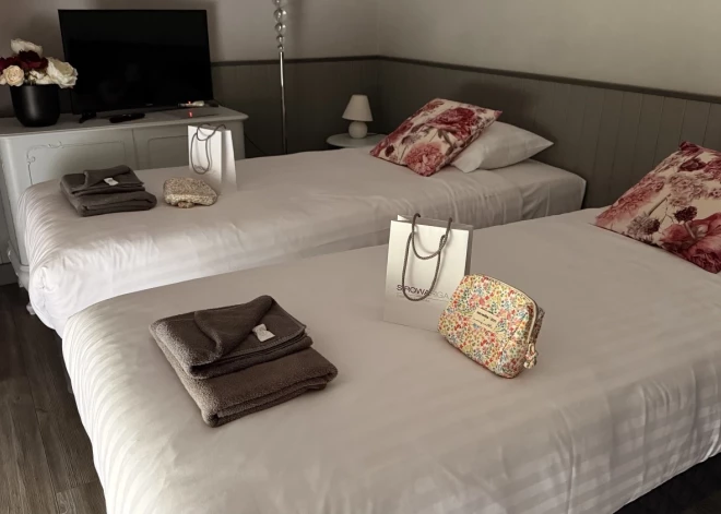 Izdevniecības “Rīgas Viļņi” lasītājas aizvadīja piecas neaizmirstamas dienas Lielkalnu muižā, kas atrodas Blomes gleznainajā dabas ielokā.